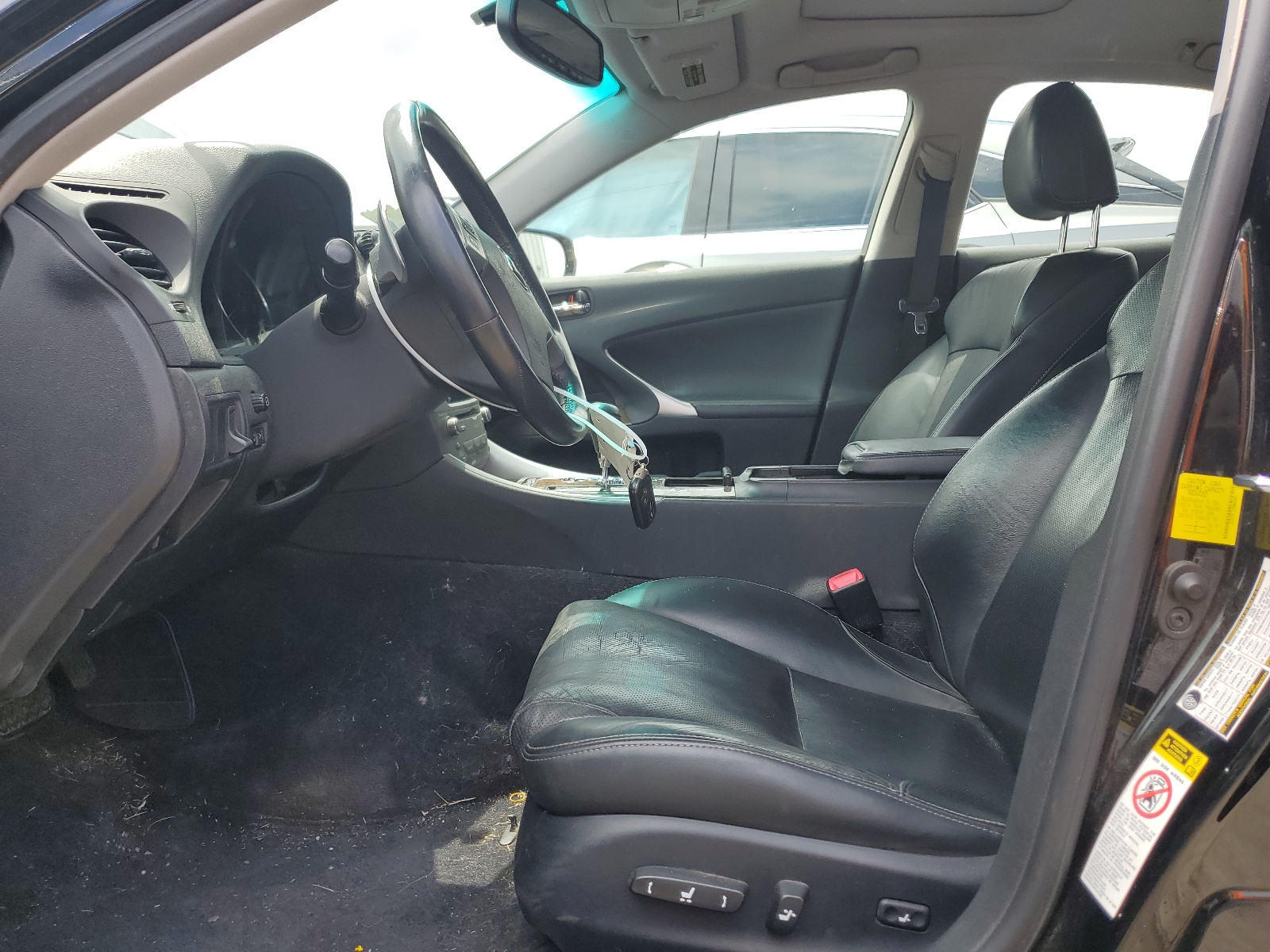 JTHCF5C22B5048951 2011 Lexus Is 250