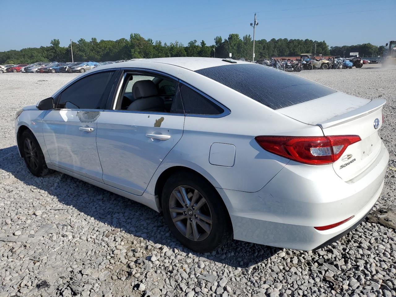 2015 Hyundai Sonata - Image 2