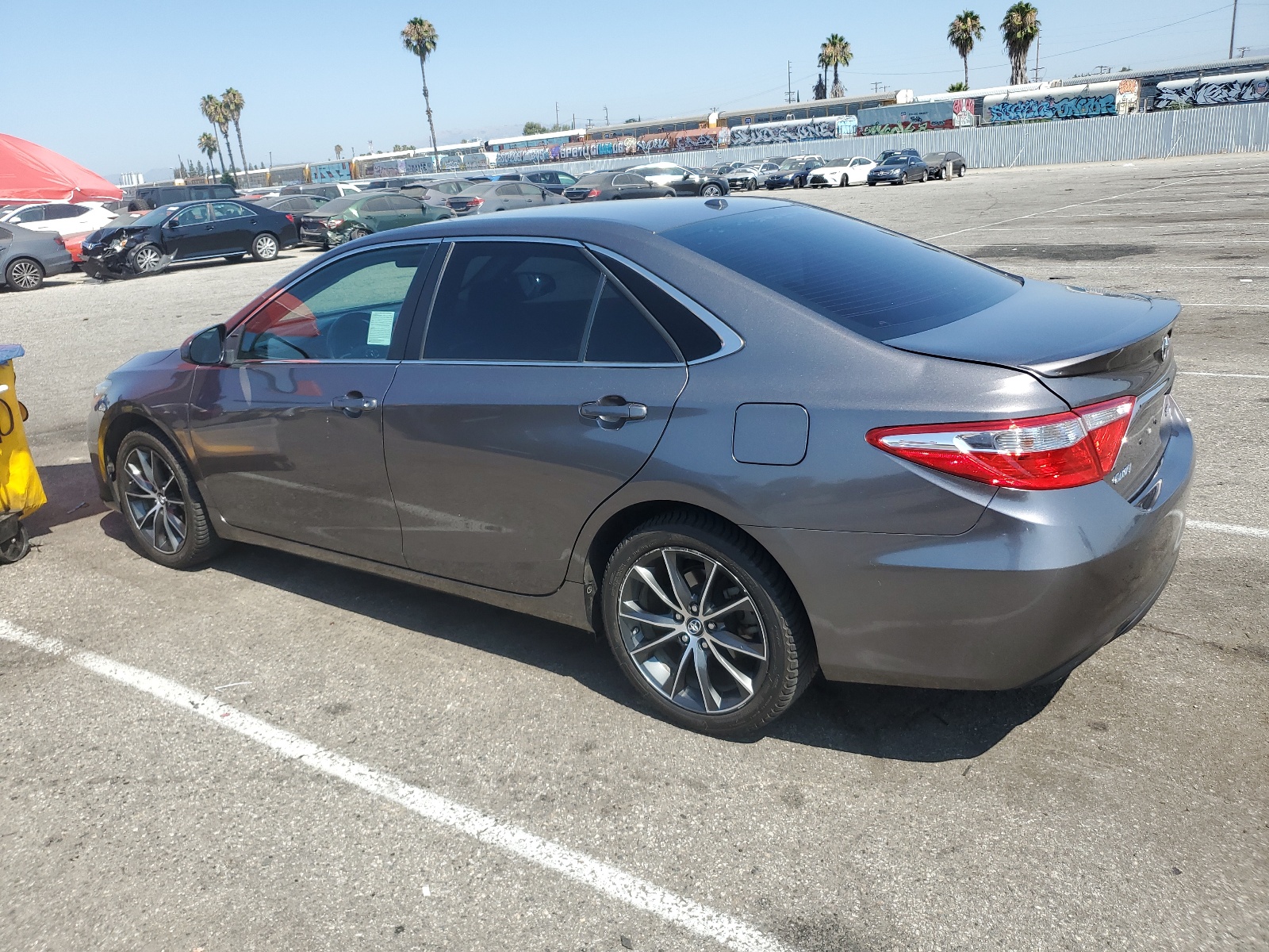 2017 Toyota Camry Le vin: 4T1BF1FK3HU408434