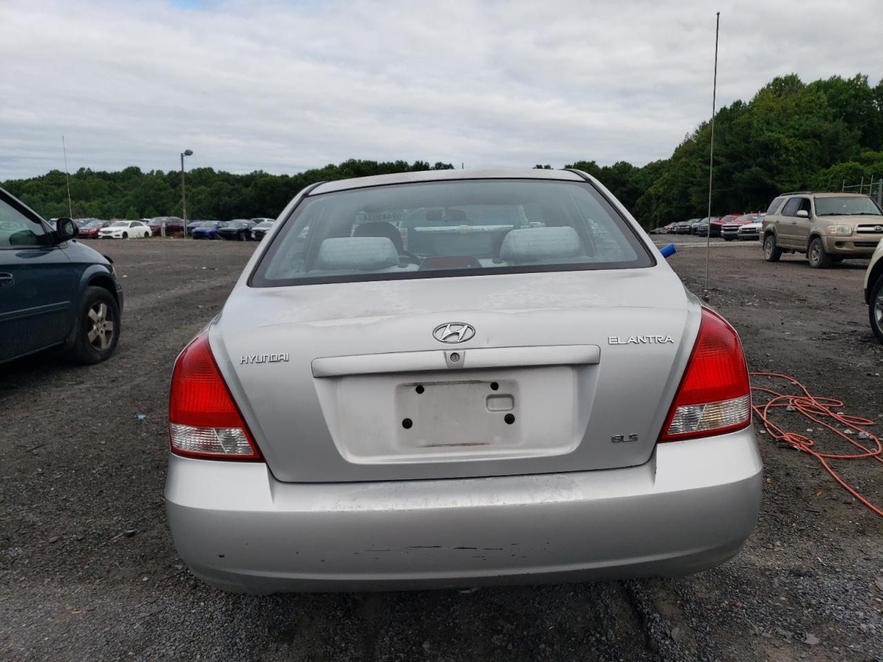 2001 Hyundai Elantra Gls VIN: KMHDN45D11U241433 Lot: 62443034