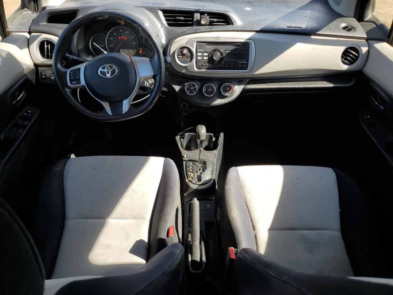 JTDKTUD32DD542470 2013 Toyota Yaris