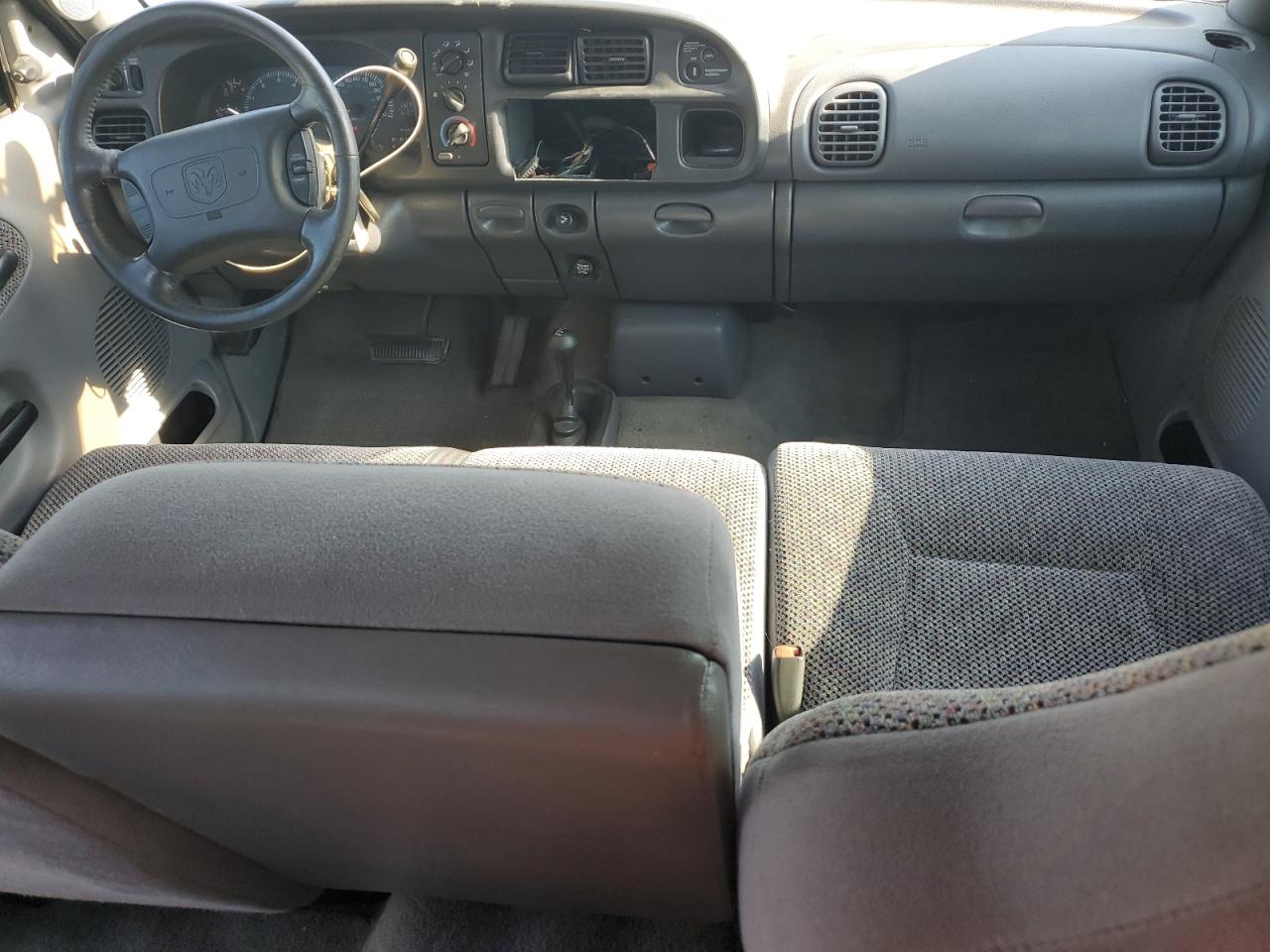 1999 Dodge Ram 1500 VIN: 1B7HF13Z8XJ522140 Lot: 62218984