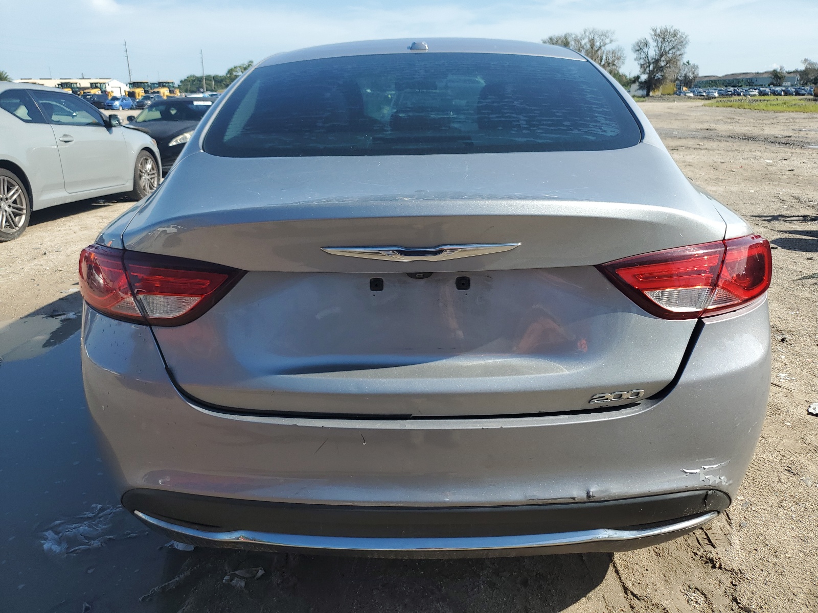 1C3CCCAB8FN645033 2015 Chrysler 200 Limited