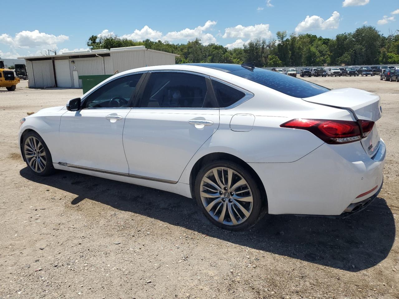 2015 Hyundai Genesis 5.0L VIN: KMHGN4JFXFU043753 Lot: 63884724