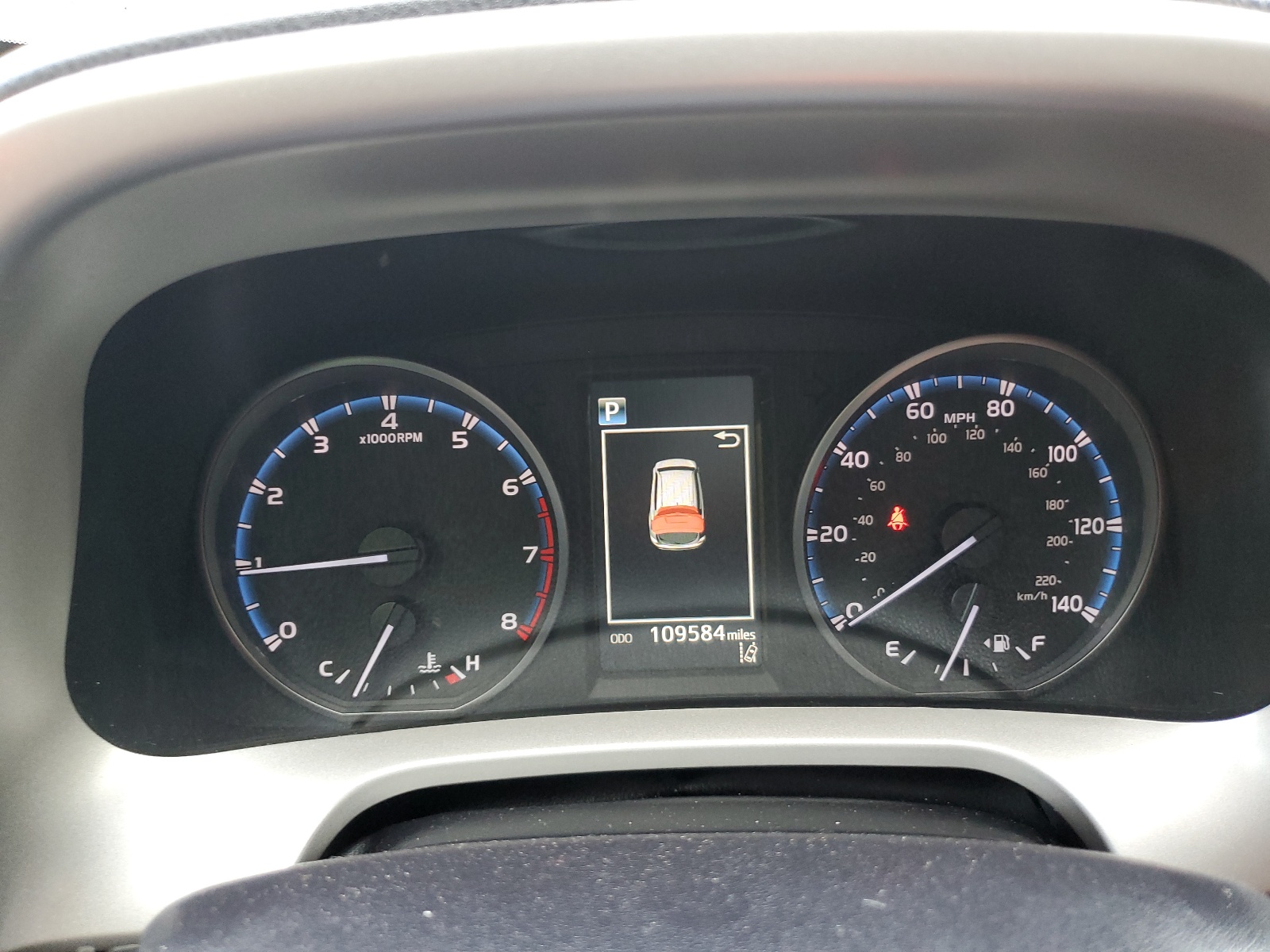 2T3BFREV0HW646372 2017 Toyota Rav4 Le