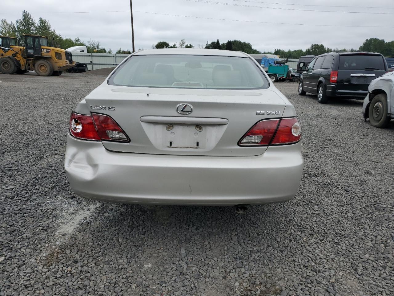 2004 Lexus Es 330 VIN: JTHBA30G245007558 Lot: 65232034