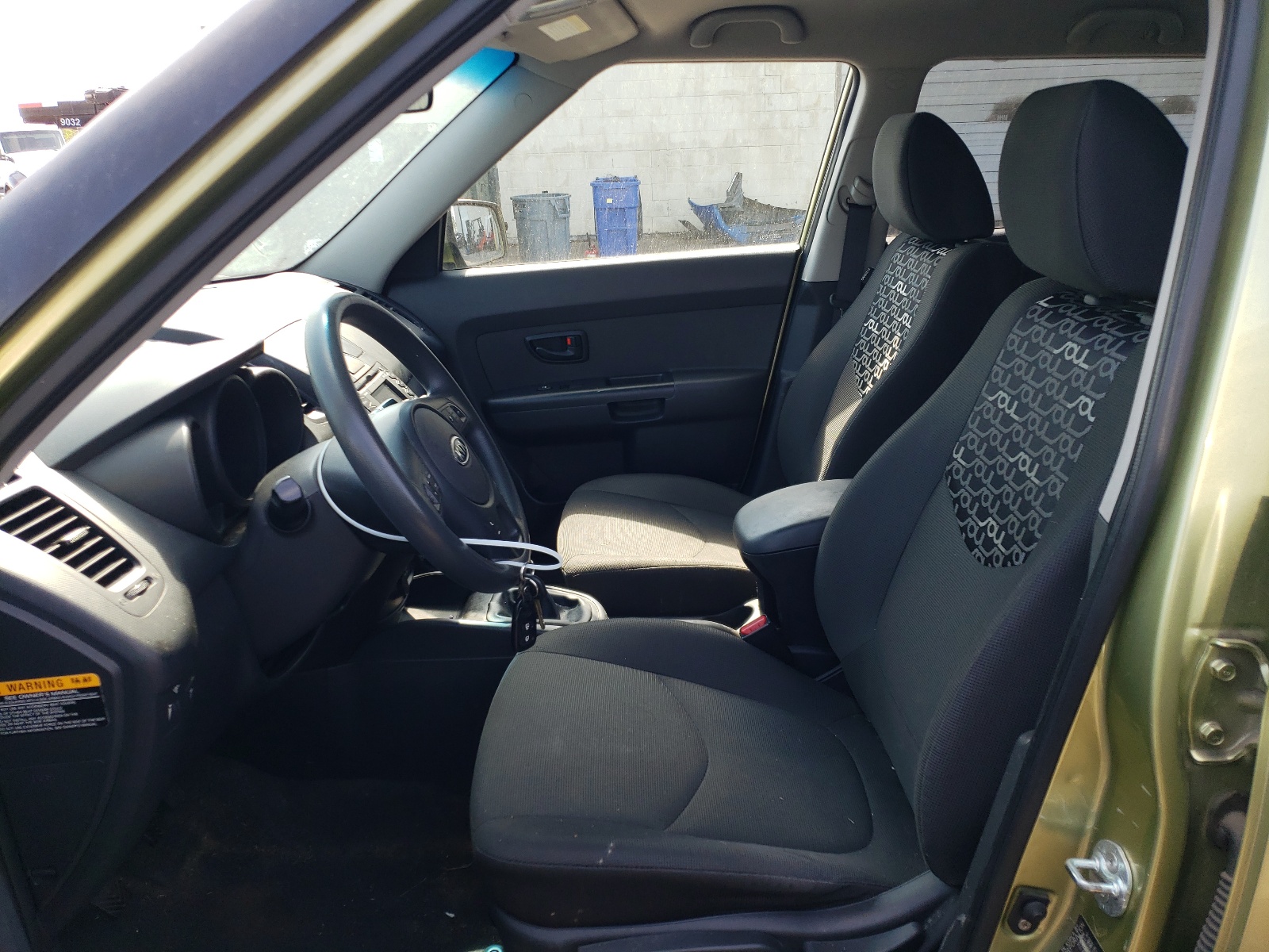 KNDJT2A25A7030191 2010 Kia Soul +