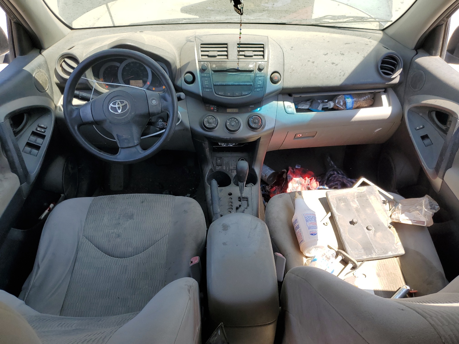 2T3ZF4DV3AW047832 2010 Toyota Rav4