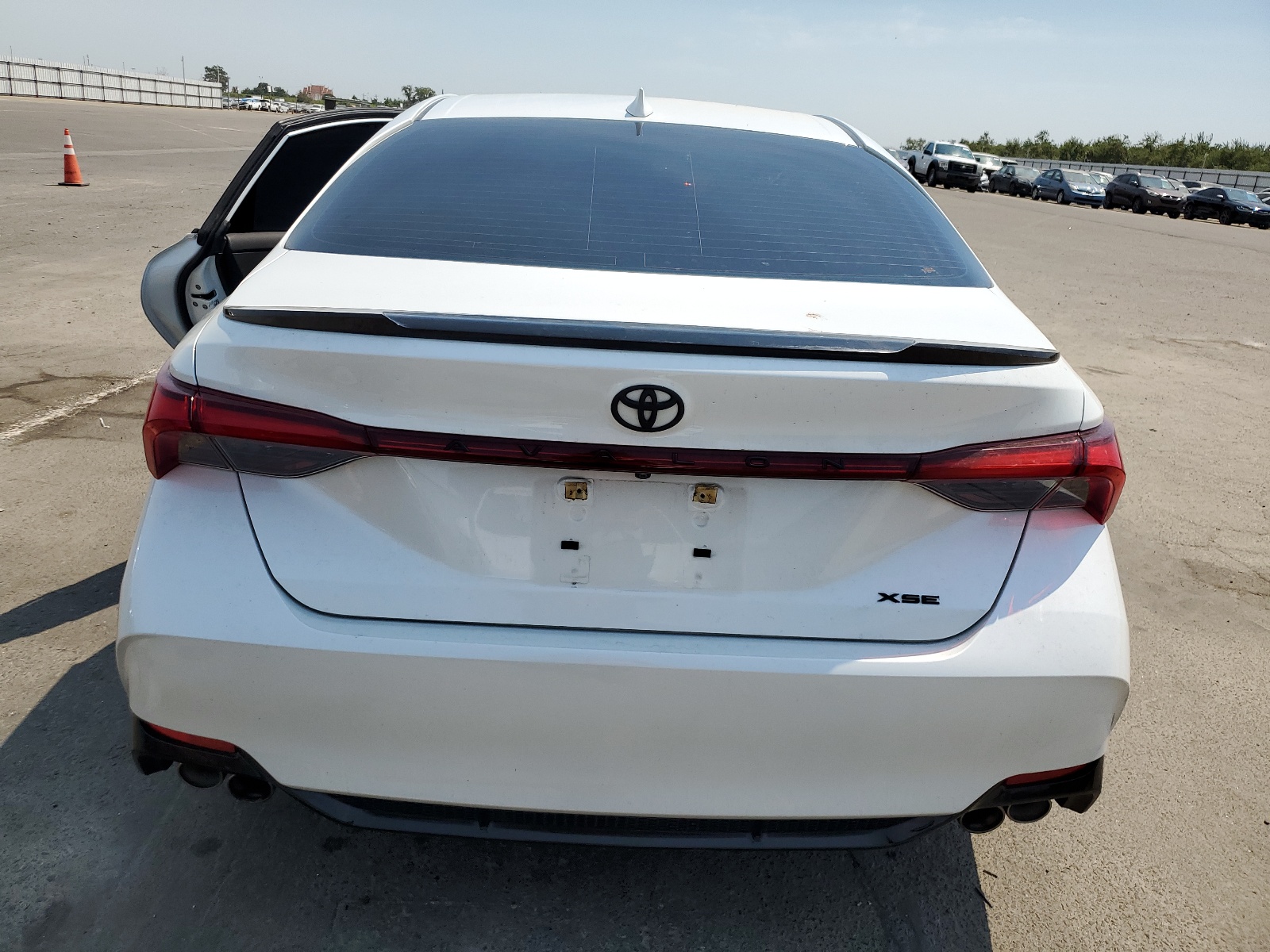 4T1BZ1FB2KU027723 2019 Toyota Avalon Xle