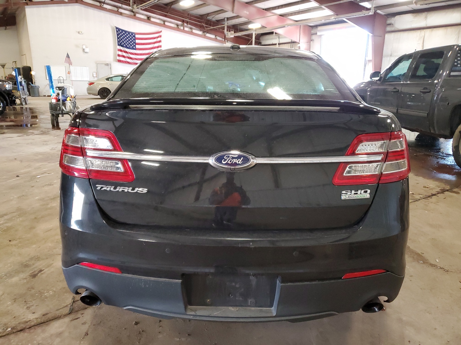 1FAHP2KT5DG220805 2013 Ford Taurus Sho