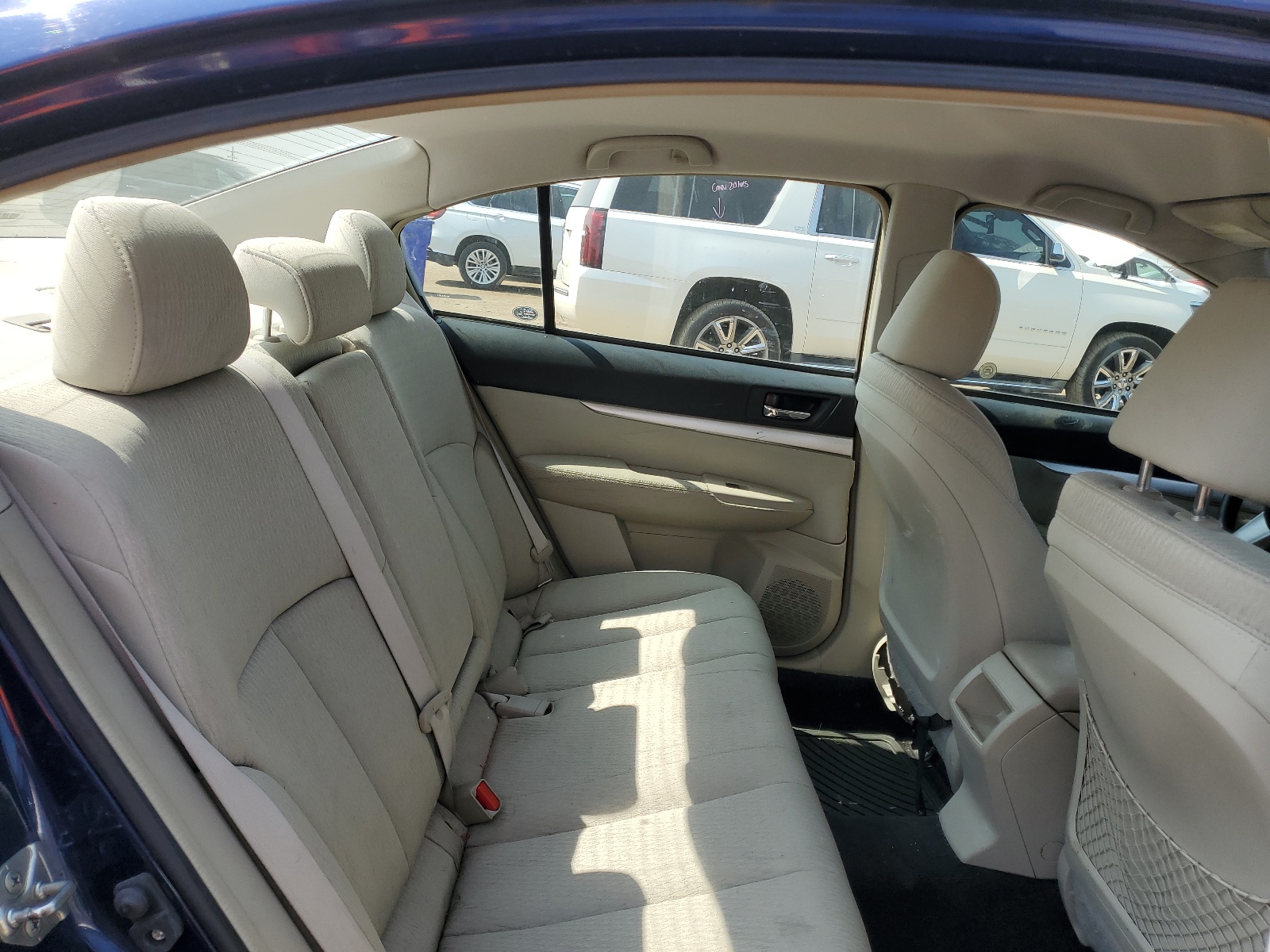 4S3BMCC62A3227768 2010 Subaru Legacy 2.5I Premium