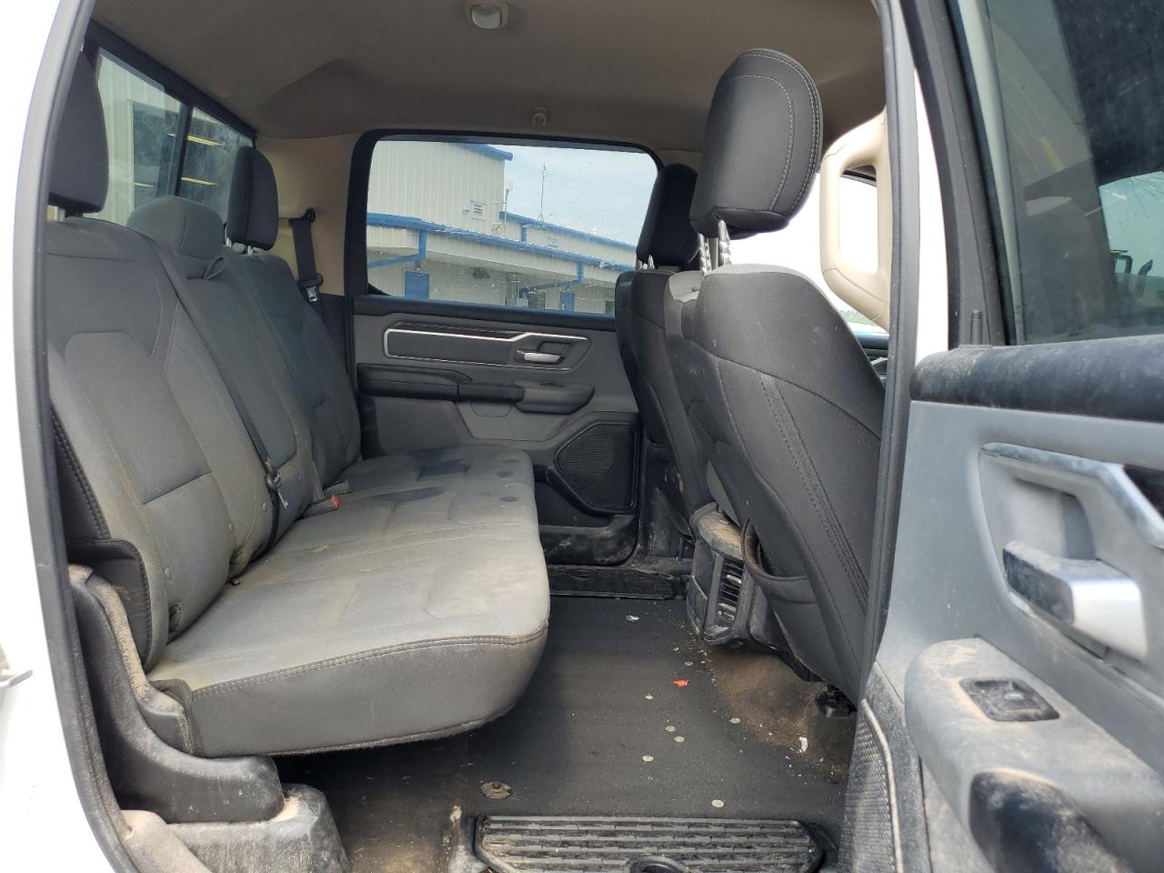 2019 RAM 1500 - Image 11