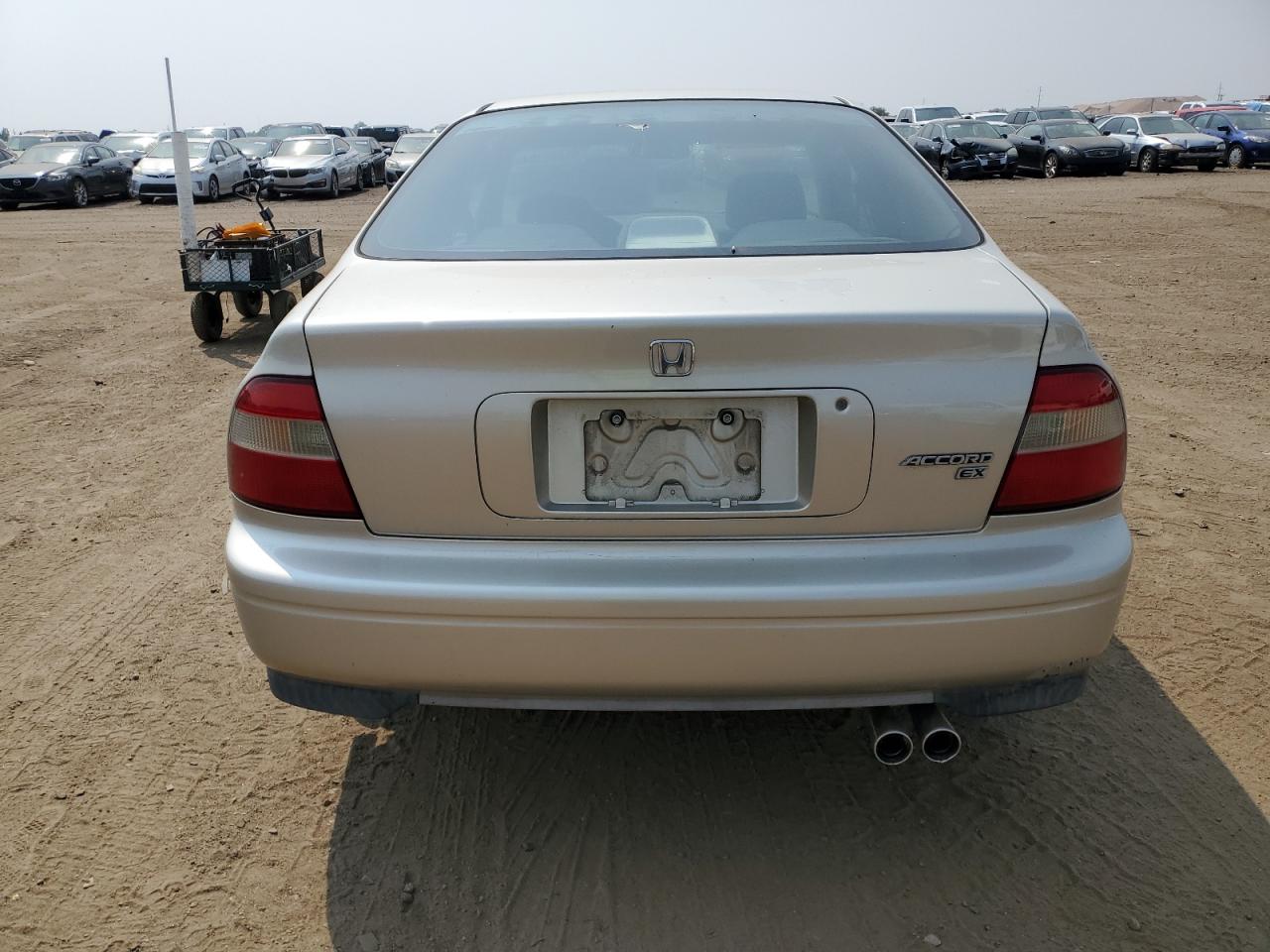 1995 Honda Accord Ex VIN: 1HGCD7250SA014725 Lot: 63202104