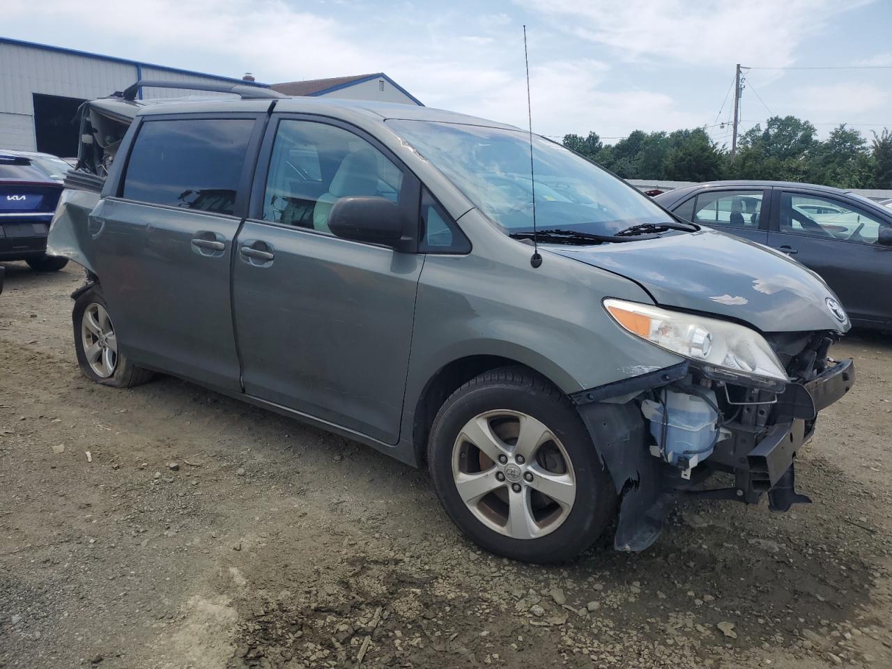 2014 Toyota Sienna Le VIN: 5TDKK3DC5ES501270 Lot: 62237944