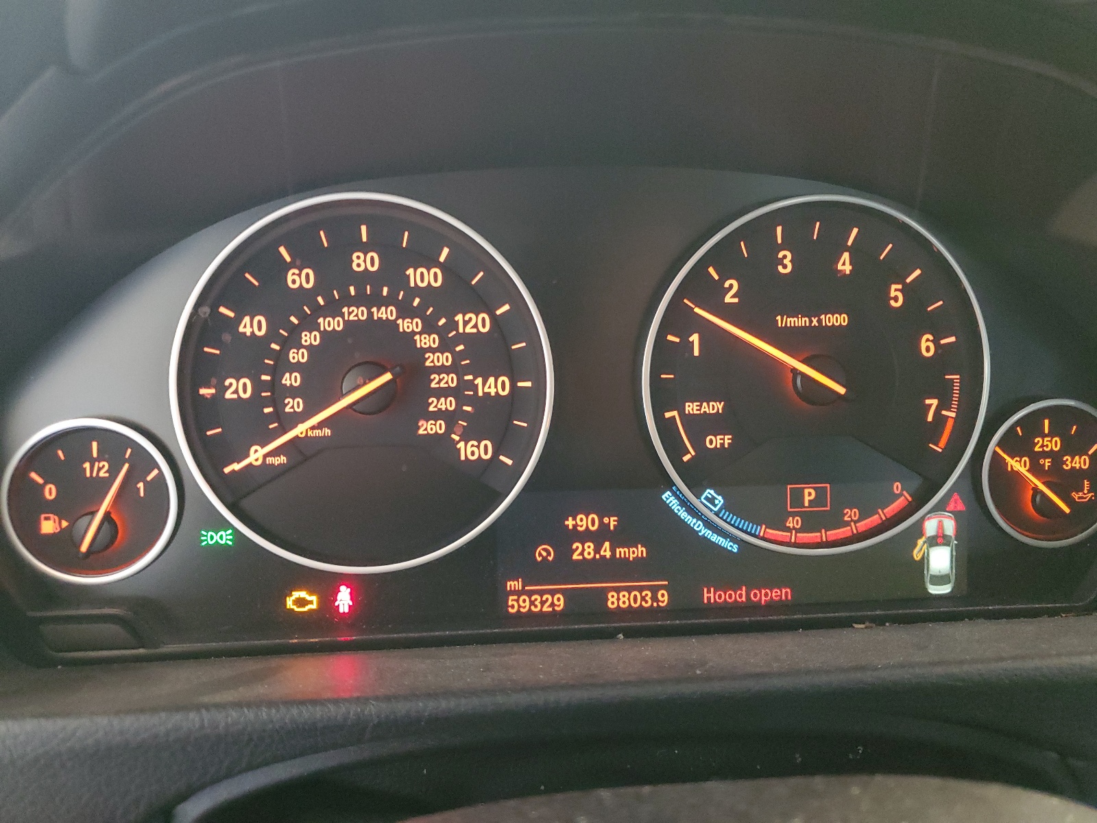 WBA8E5G59GNU20093 2016 BMW 320 Xi