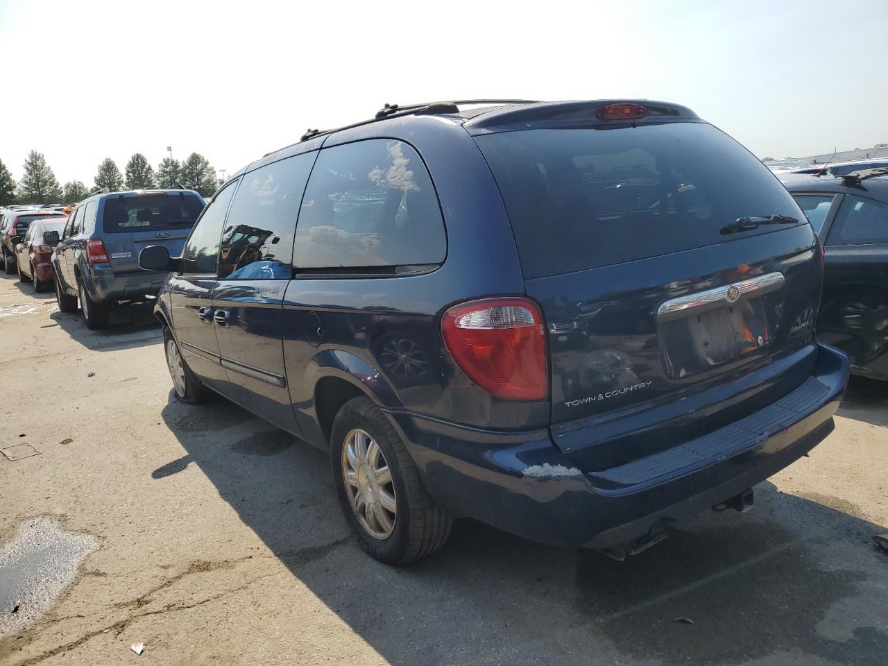 2C4GP54L05R179455 2005 Chrysler Town & Country Touring