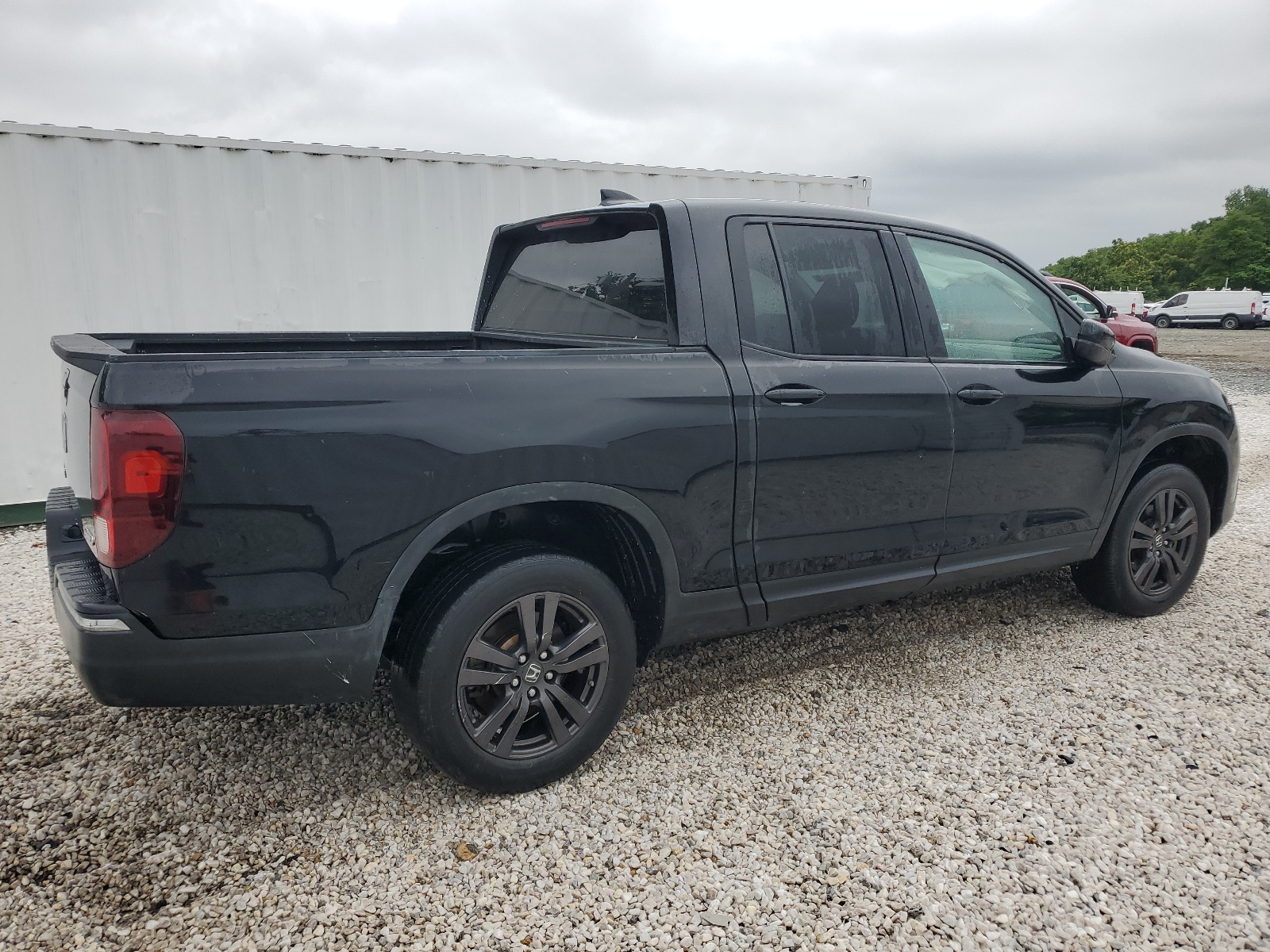 2020 Honda Ridgeline Sport vin: 5FPYK3F1XLB021983