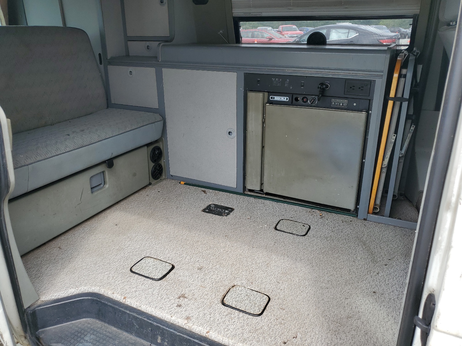 WV2EE0702SH053575 1995 Volkswagen Eurovan Camper