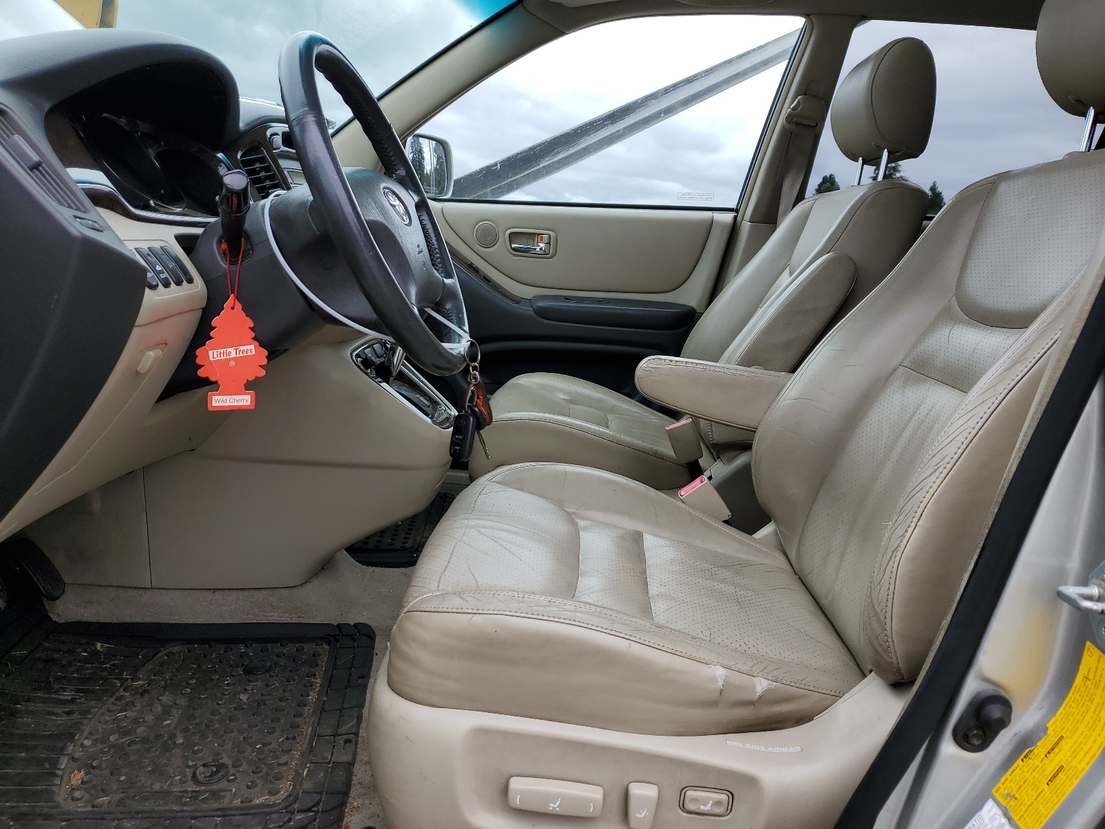 JTEHF21A310007798 2001 Toyota Highlander