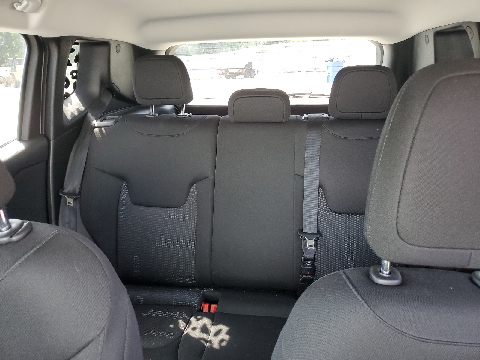 ZACCJBBT2GPD74093 2016 Jeep Renegade Latitude