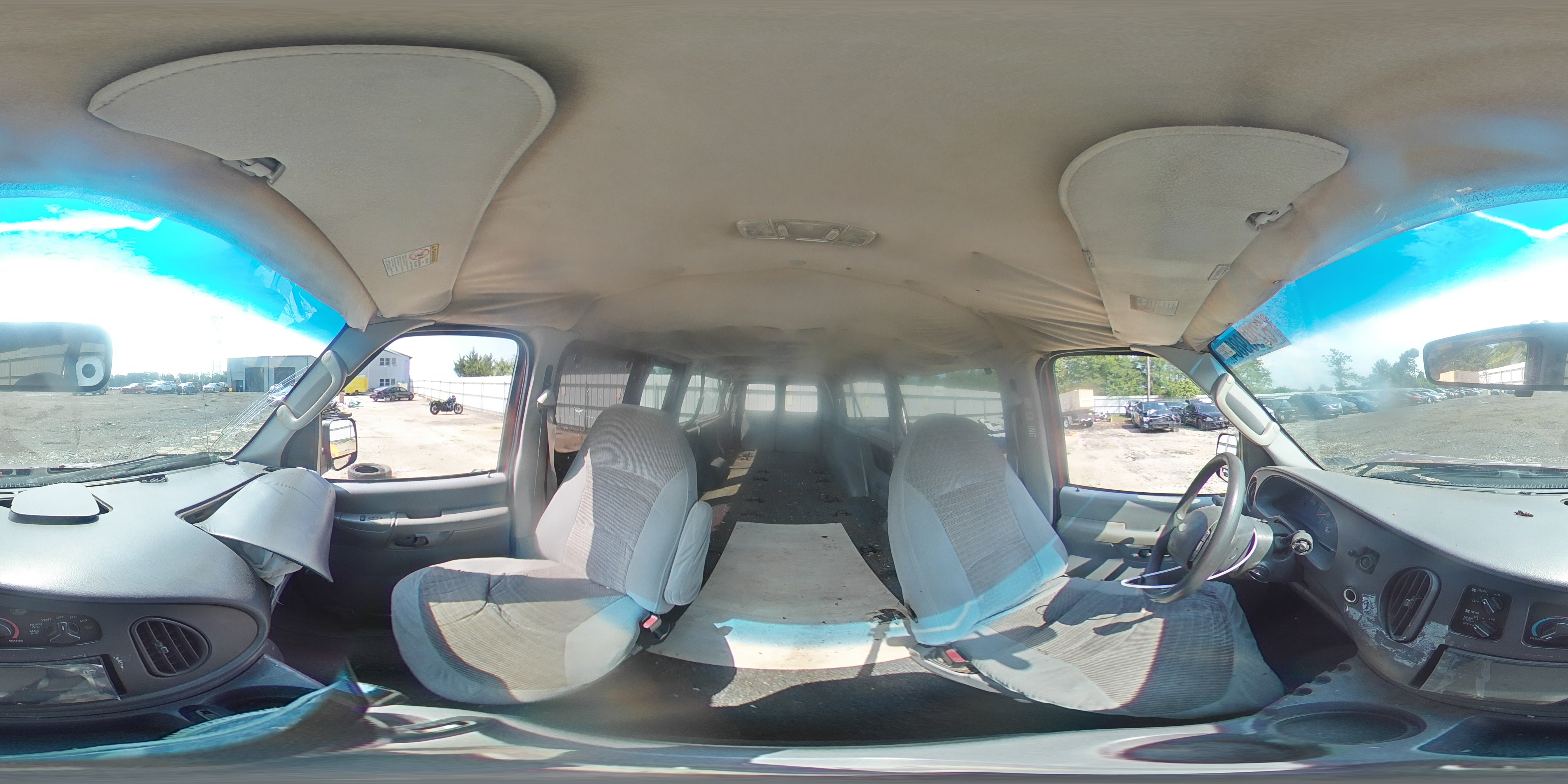 2003 Ford Econoline E350 Super Duty Wagon VIN: 1FBSS31S63HB99330 Lot: 62989864