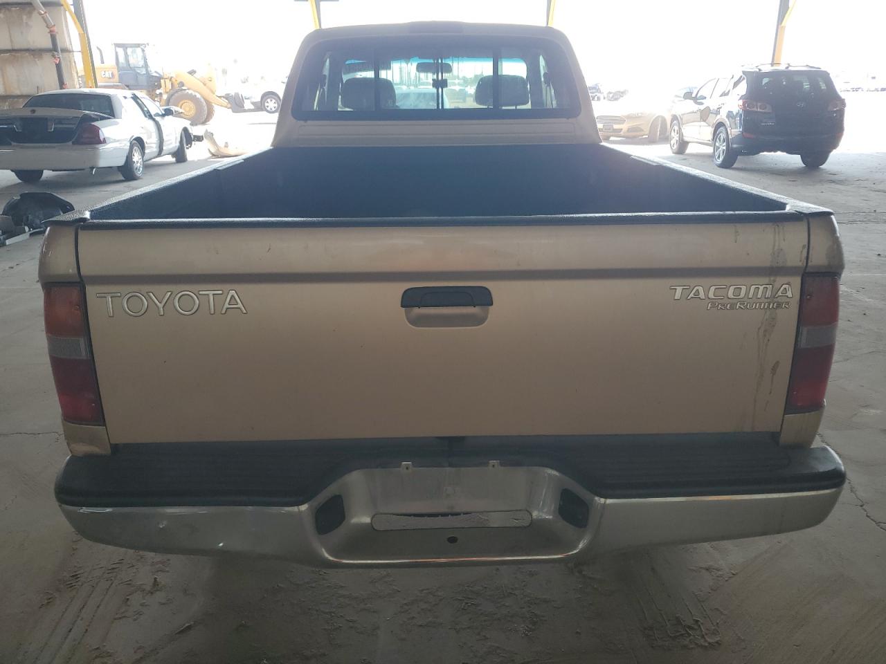 2000 Toyota Tacoma Xtracab Prerunner VIN: 4TASM92N8YZ658145 Lot: 64410354