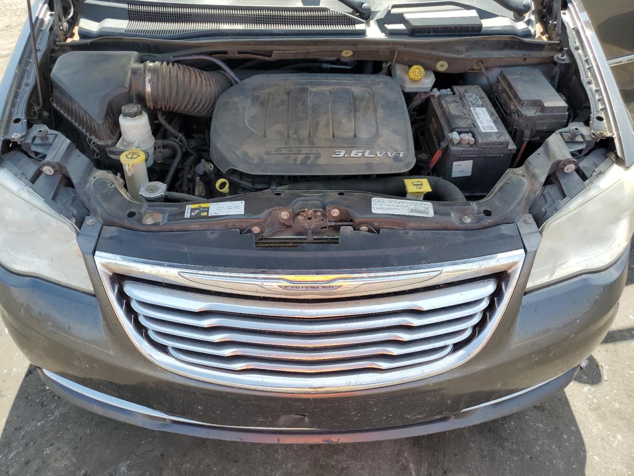 2015 Chrysler Town & Country Touring VIN: 2C4RC1BG9FR710544 Lot: 65089974