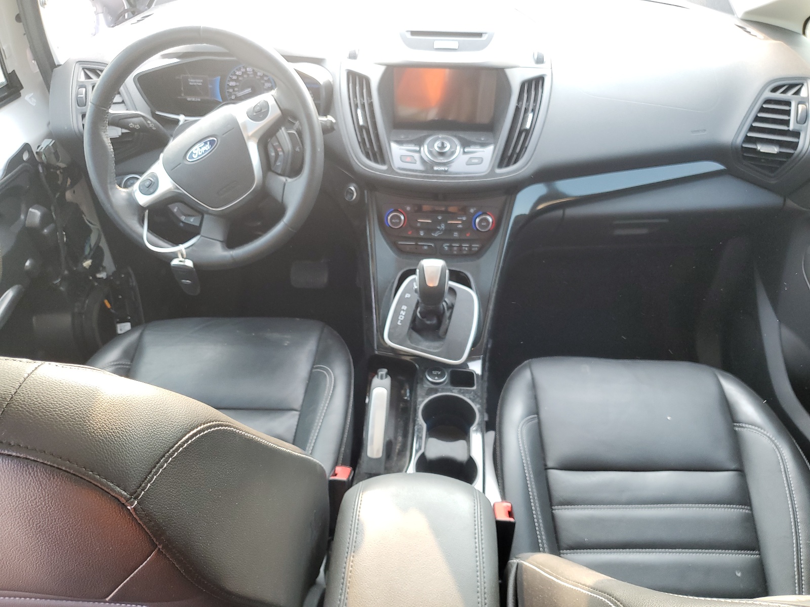 1FADP5FU3HL100162 2017 Ford C-Max Titanium