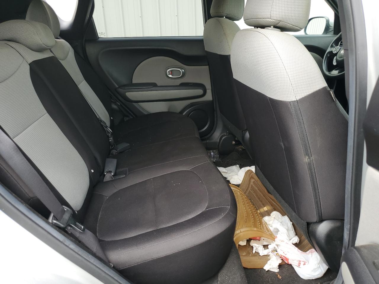 2018 Kia Soul VIN: KNDJN2A23J7515438 Lot: 64443024