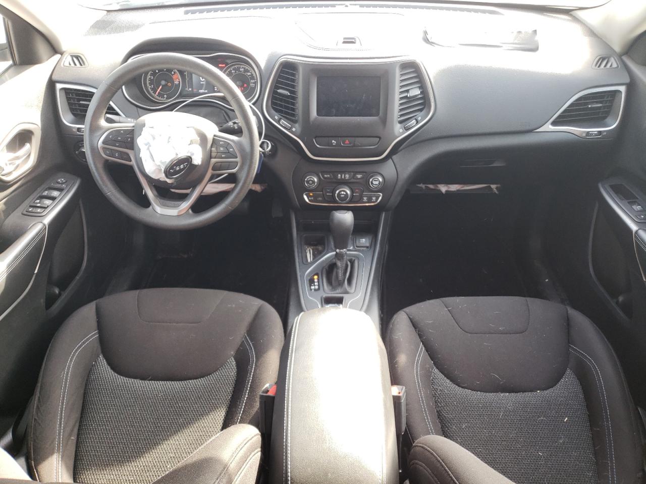 2020 Jeep Cherokee Latitude VIN: 1C4PJLCB8LD547475 Lot: 62242654