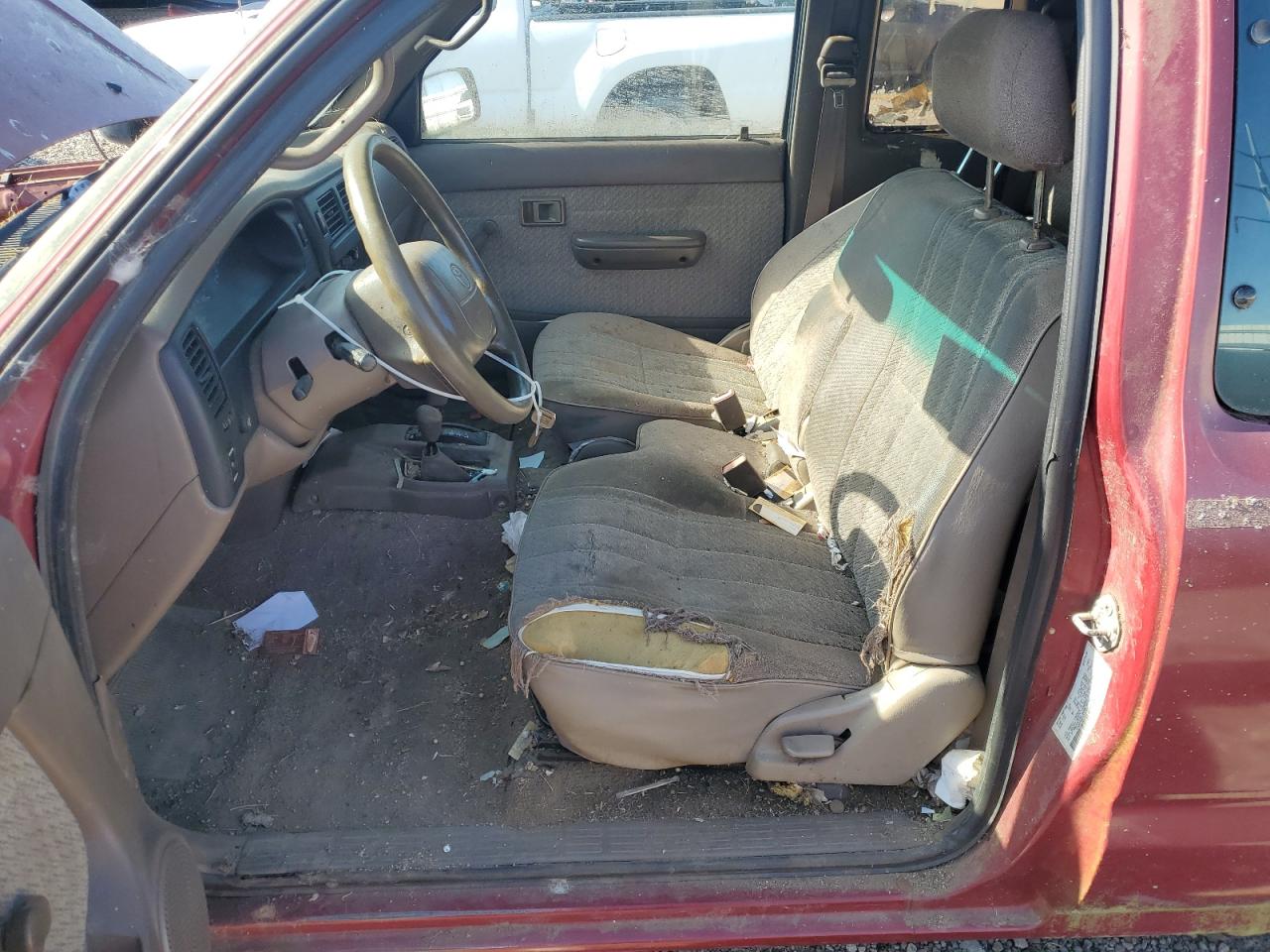 1996 Toyota Tacoma Xtracab VIN: 4TAWM72N7TZ192061 Lot: 63072954