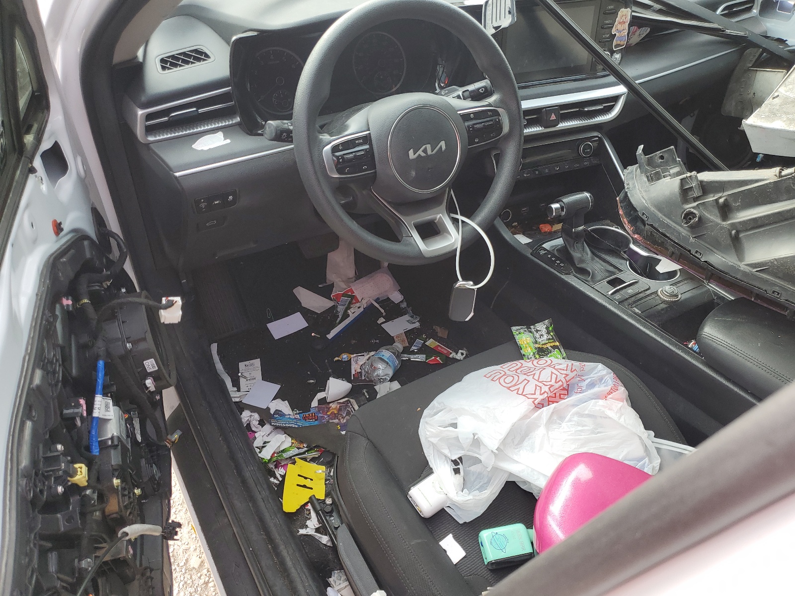 5XXG14J25NG120949 2022 Kia K5 Lxs