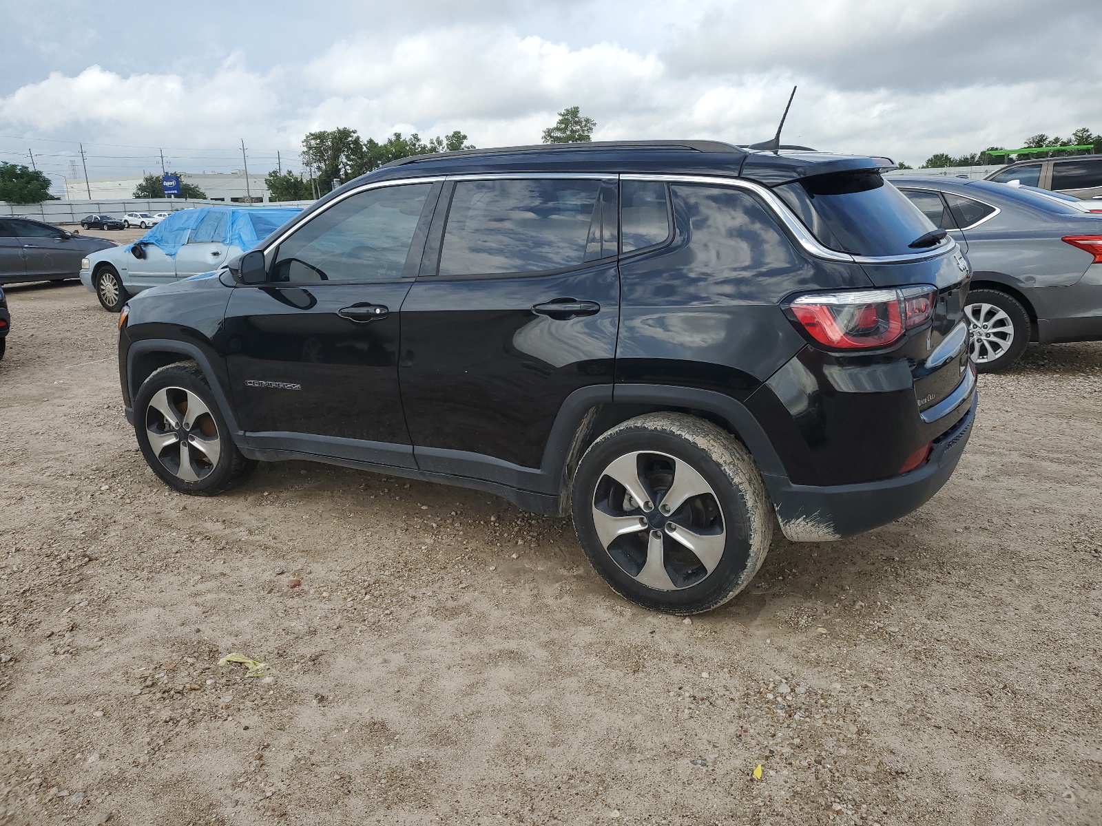 2020 Jeep Compass Latitude vin: 3C4NJCBB2LT136088