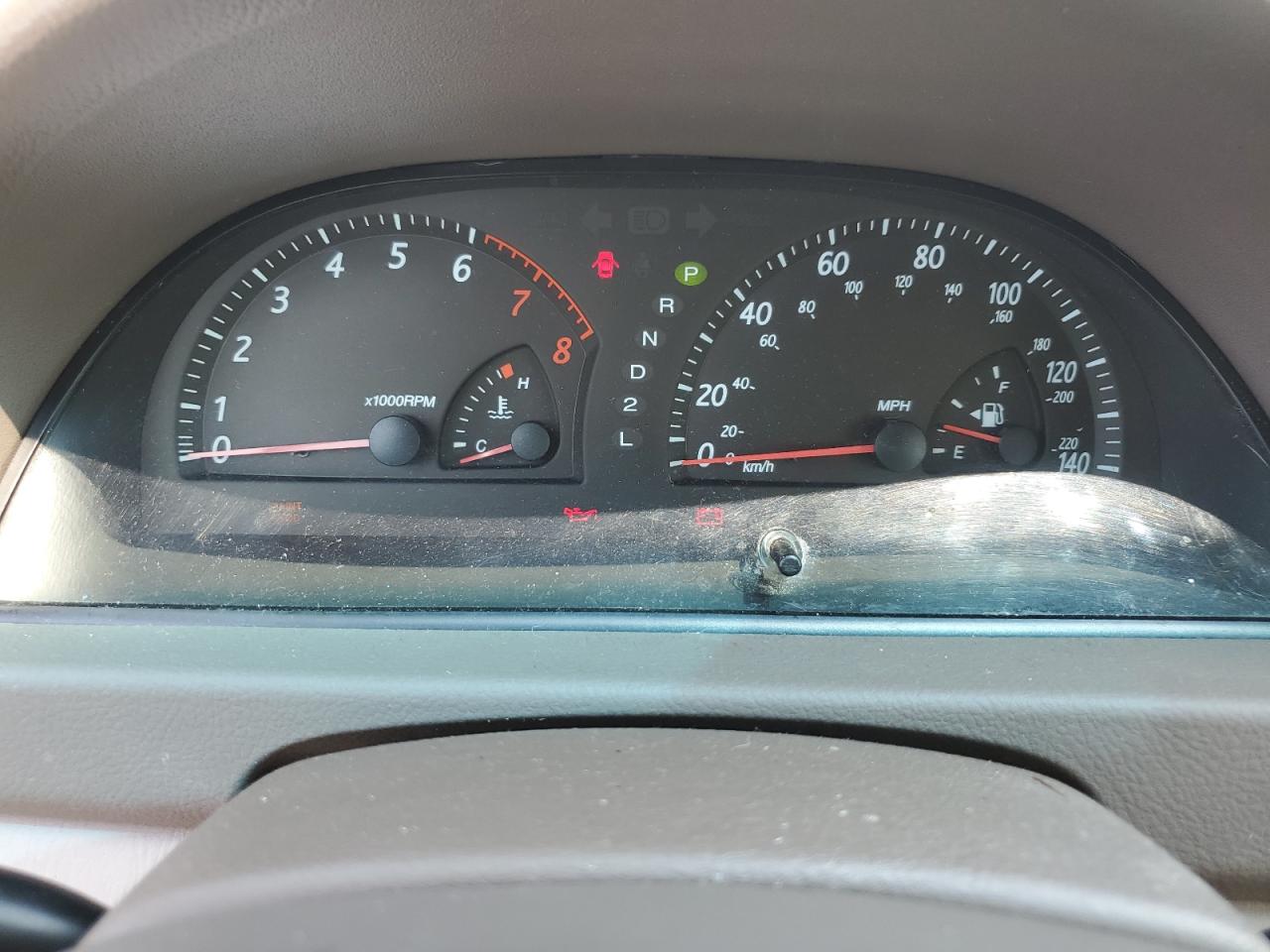 2004 Toyota Camry Le VIN: 4T1BE32K24U275096 Lot: 64058144