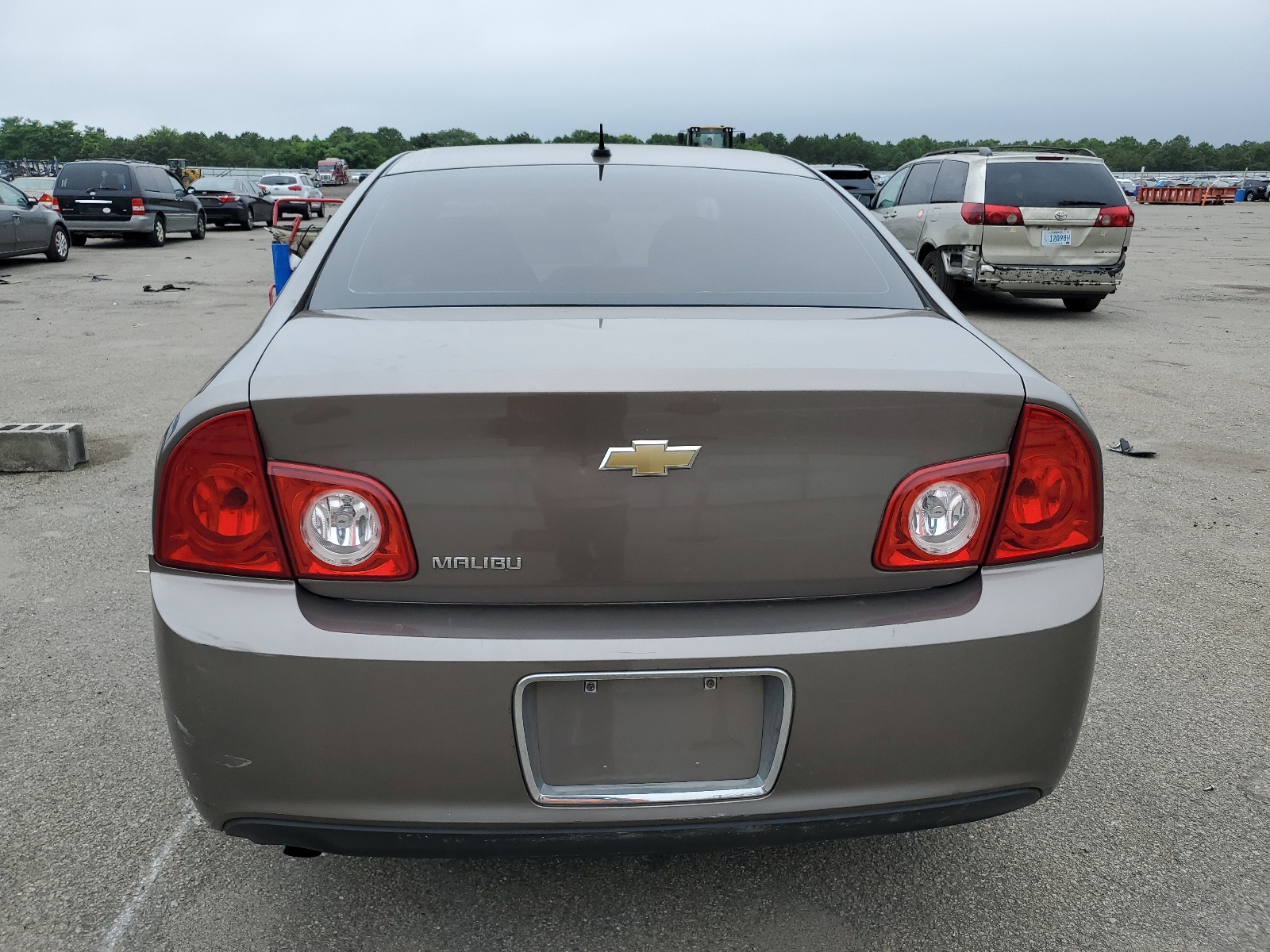 1G1ZB5EB0AF317261 2010 Chevrolet Malibu Ls