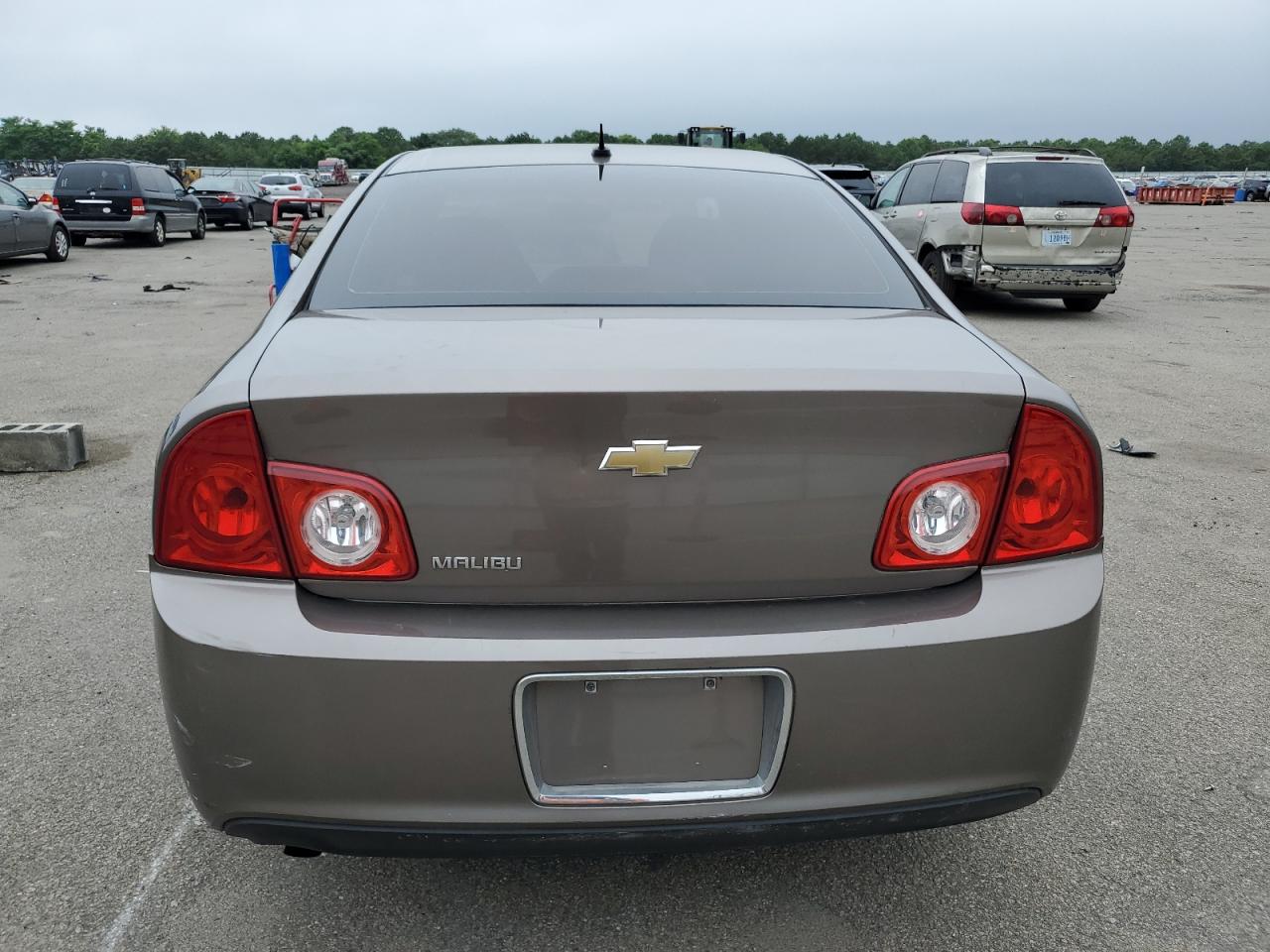 2010 Chevrolet Malibu Ls VIN: 1G1ZB5EB0AF317261 Lot: 60108314