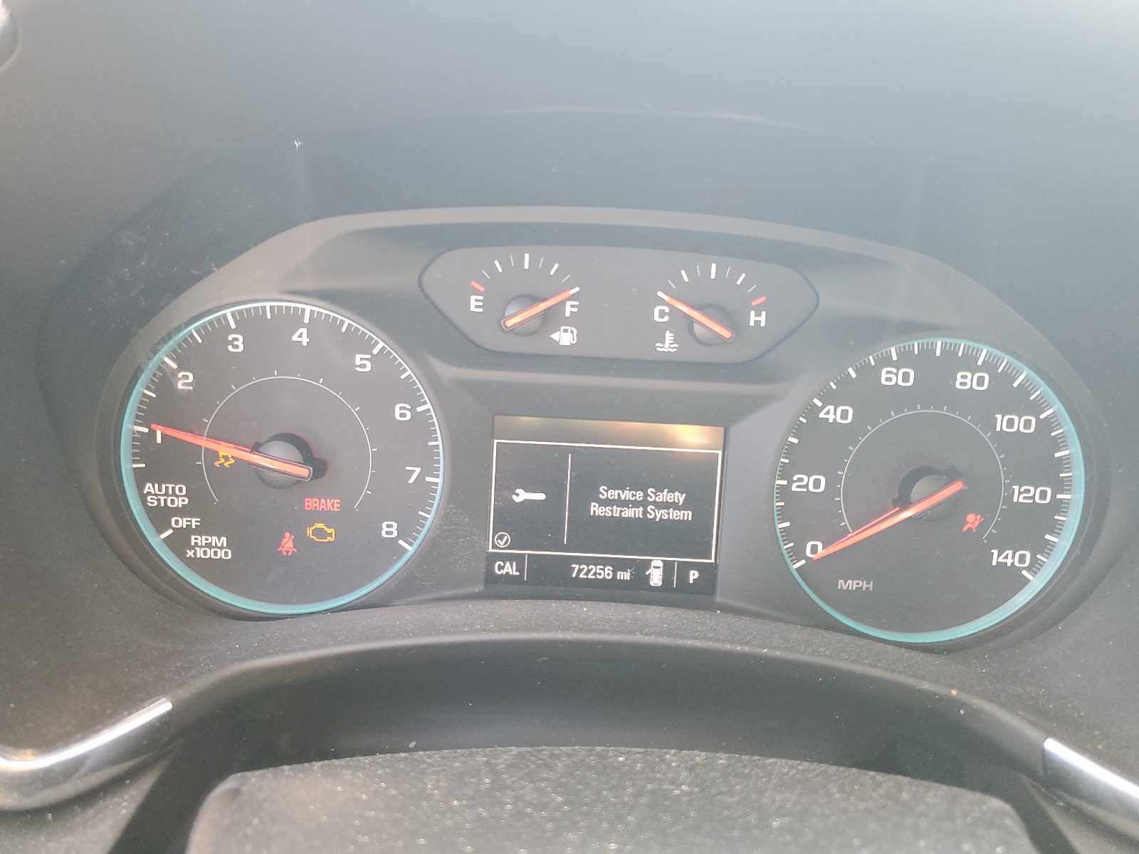 2GNAXJEV6J6273230 2018 Chevrolet Equinox Lt