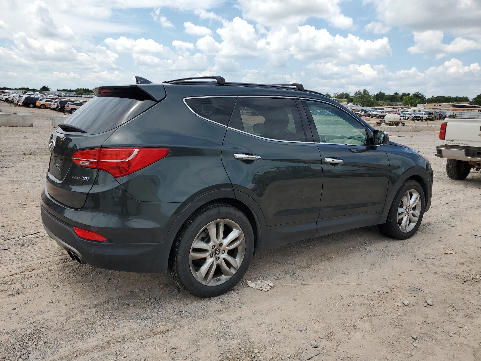 2013 Hyundai Santa Fe Sport vin: 5XYZU3LA4DG117551