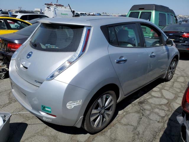  NISSAN LEAF 2015 Серебристый