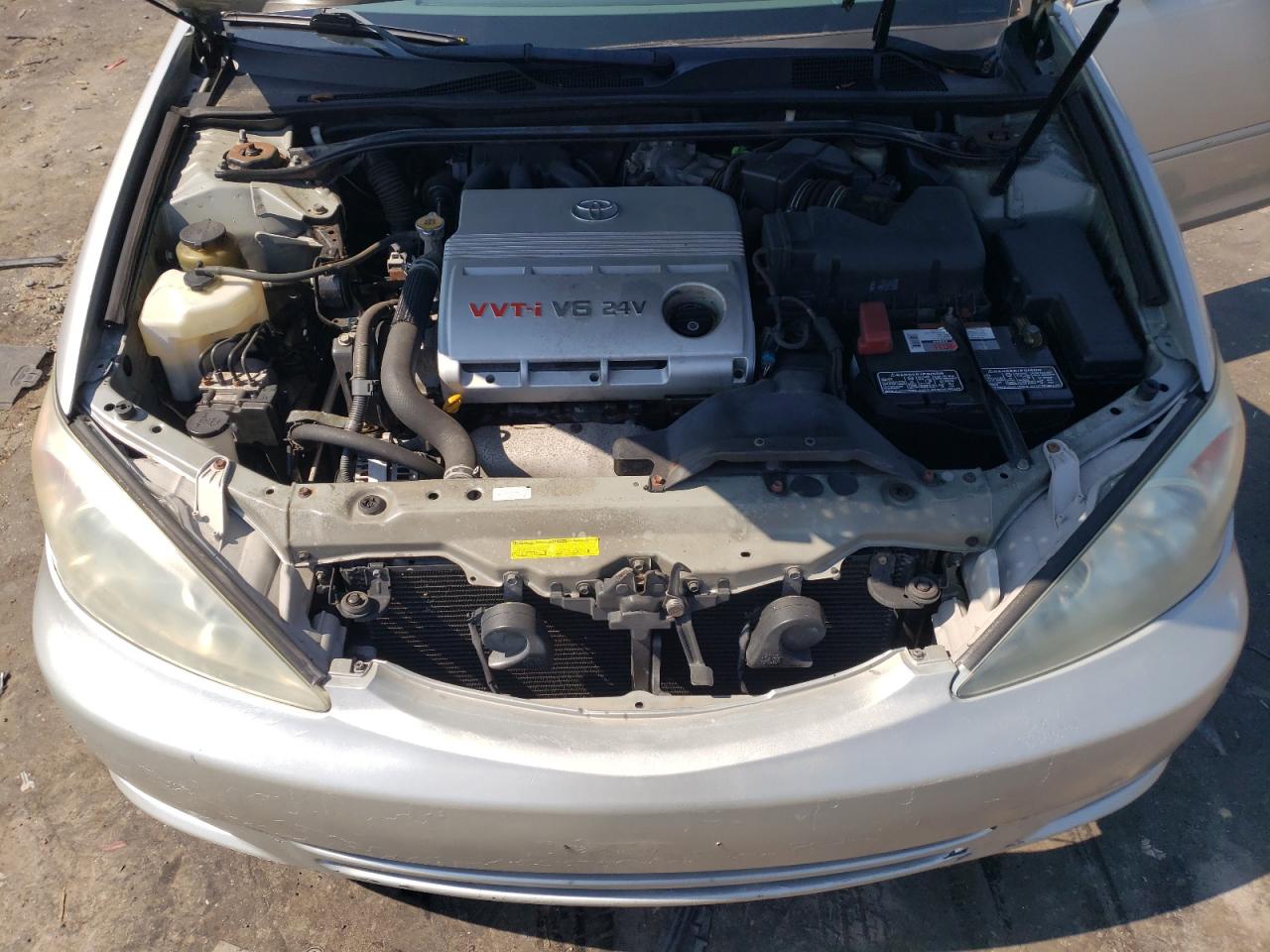 2004 Toyota Camry Le VIN: 4T1BF30K24U082012 Lot: 60875764