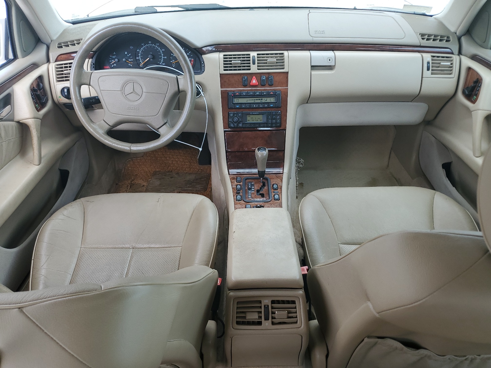 WDBJF65H4XA771178 1999 Mercedes-Benz E 320