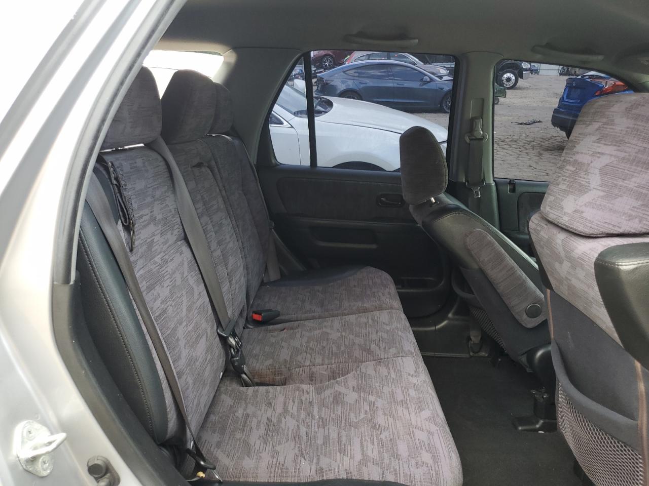 2002 Honda Cr-V Lx VIN: JHLRD68442C004790 Lot: 65200954