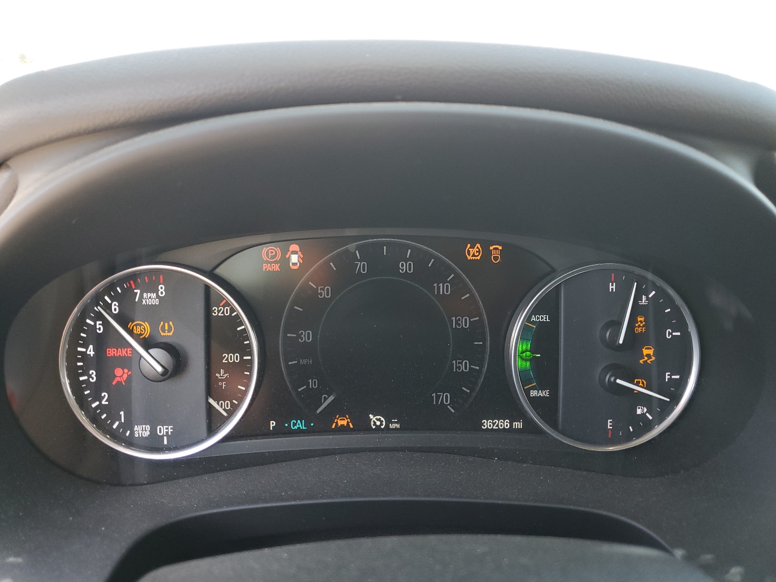 1G4ZR5SZ4JU132951 2018 Buick Lacrosse Premium