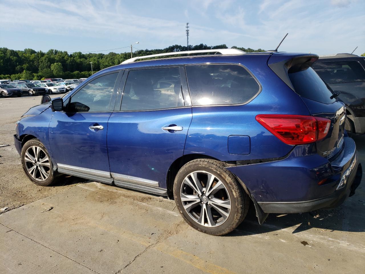 2018 Nissan Pathfinder S VIN: 5N1DR2MM5JC612674 Lot: 64014844