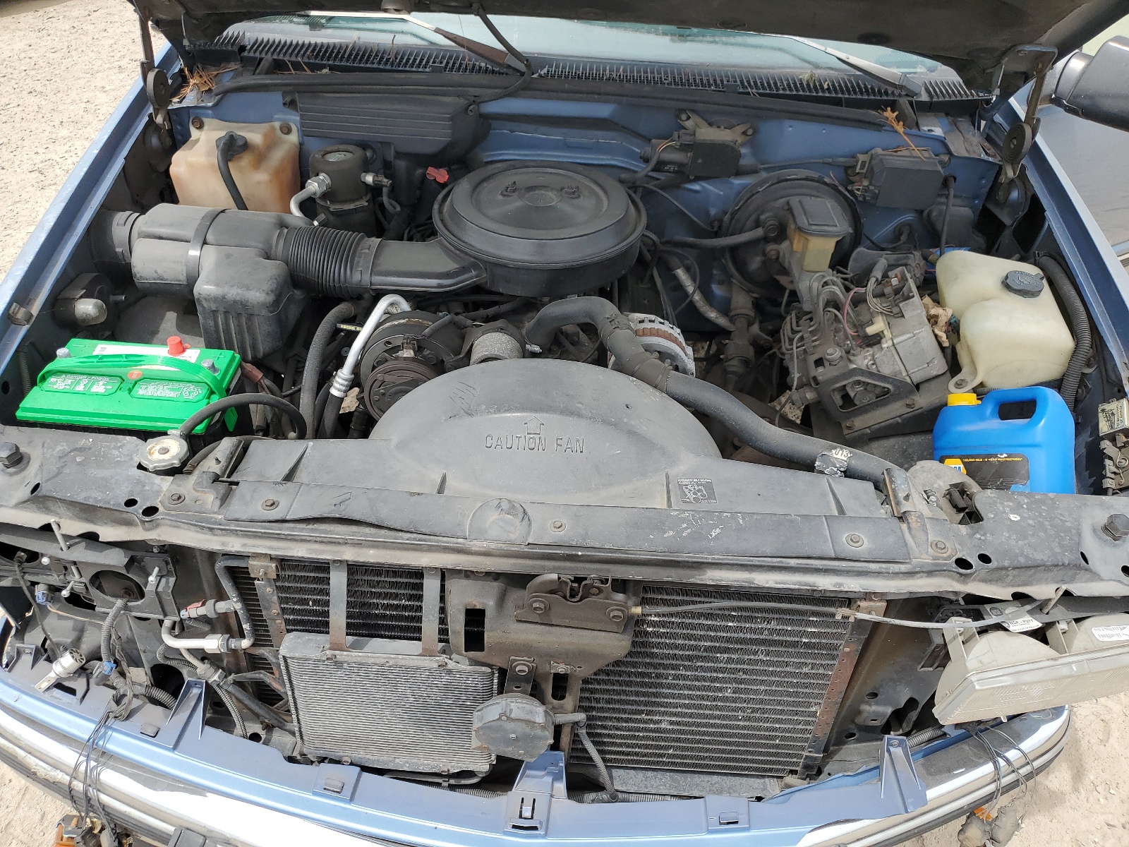 1GKEC16K2RJ741340 1994 GMC Suburban C1500