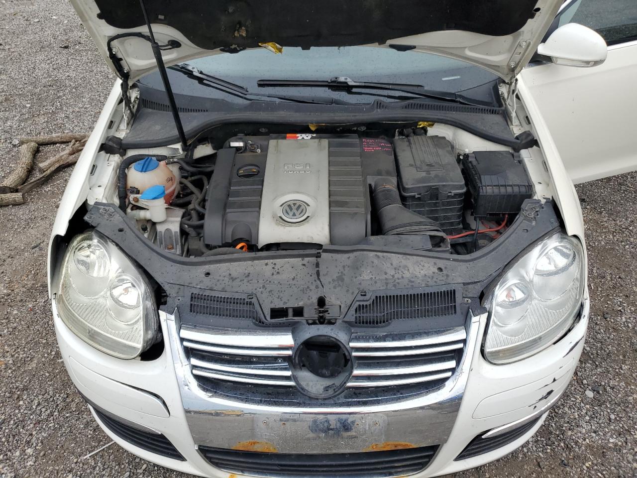 2008 Volkswagen Jetta Wolfsburg VIN: 3VWRJ81K98M015170 Lot: 61392294