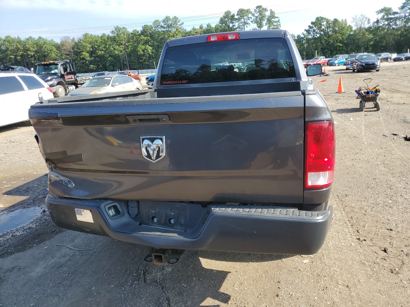 1C6RR6FGXKS642812 2019 Ram 1500 Classic Tradesman