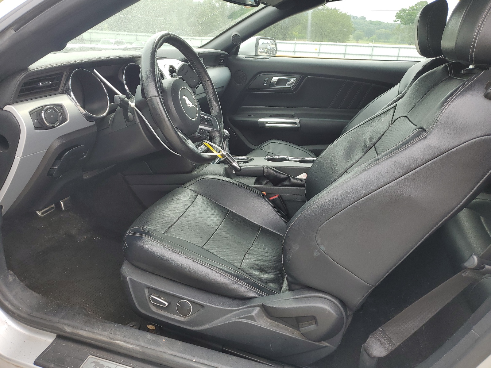 1FATP8UH4F5397091 2015 Ford Mustang