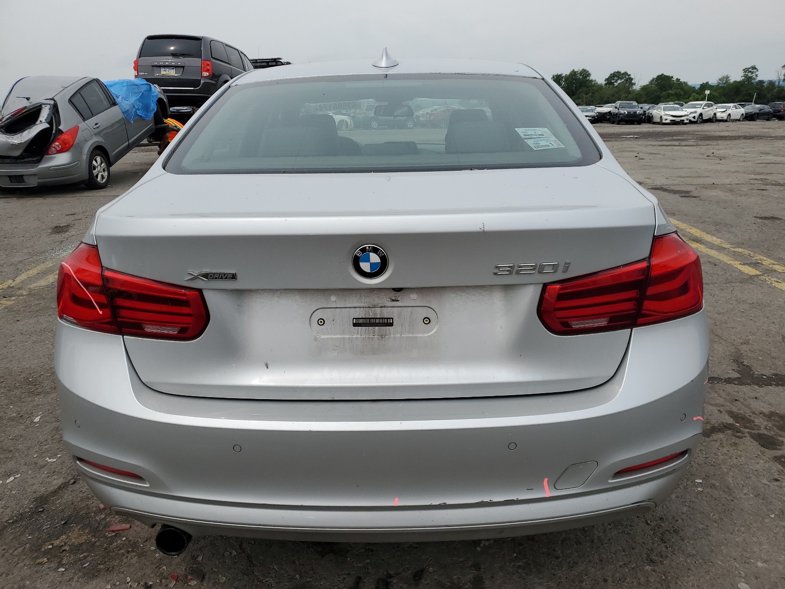 WBA8E5G5XGNU20443 2016 BMW 320 Xi
