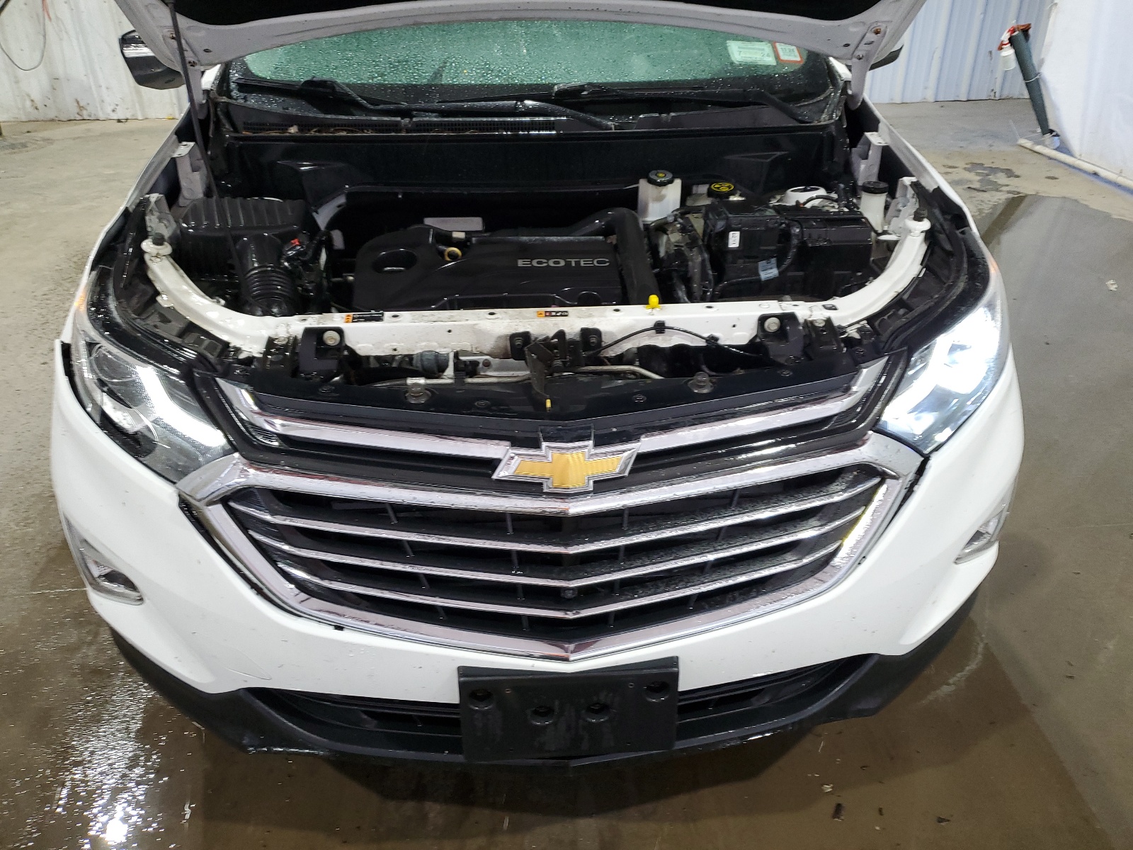 2018 Chevrolet Equinox Premier vin: 2GNAXVEV6J6192672